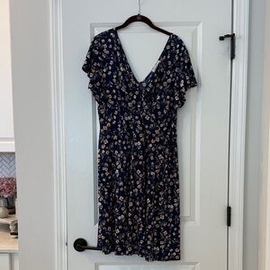 Kaileigh Navy Floral Wrap Midi Dress
